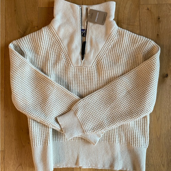 Patagonia 1/4 zip wool blend sweater. Women’s. XL. Boxy fit. Brand new! - Picture 1 of 3